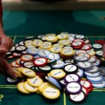 博彩中的风险评估与统计：如何最大化回报并控制风险-棋牌策略-棋牌技巧-棋牌论坛